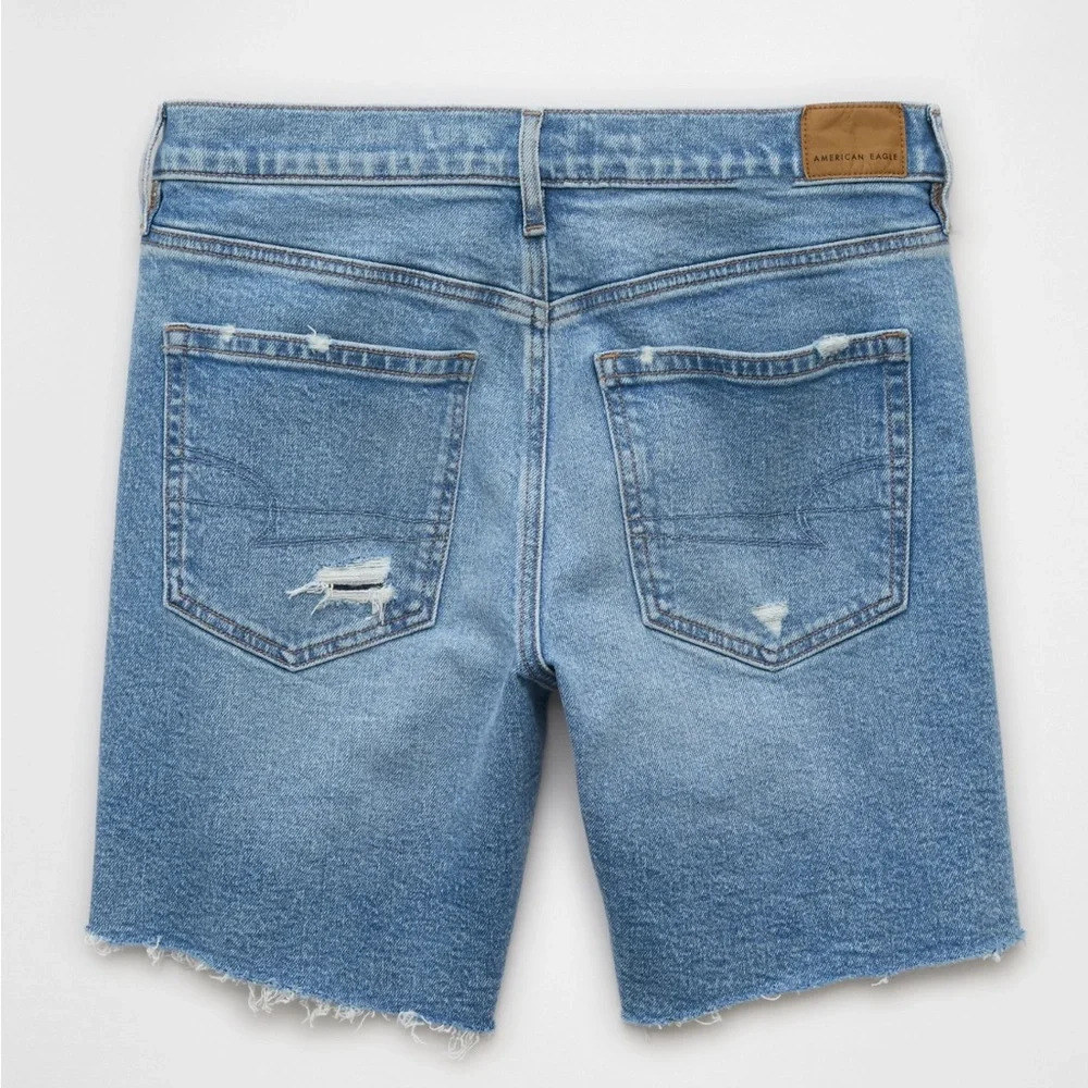 American Eagle Outfitters Blue Jean Shorts with Frayed Hem - Picture 2 of 9
